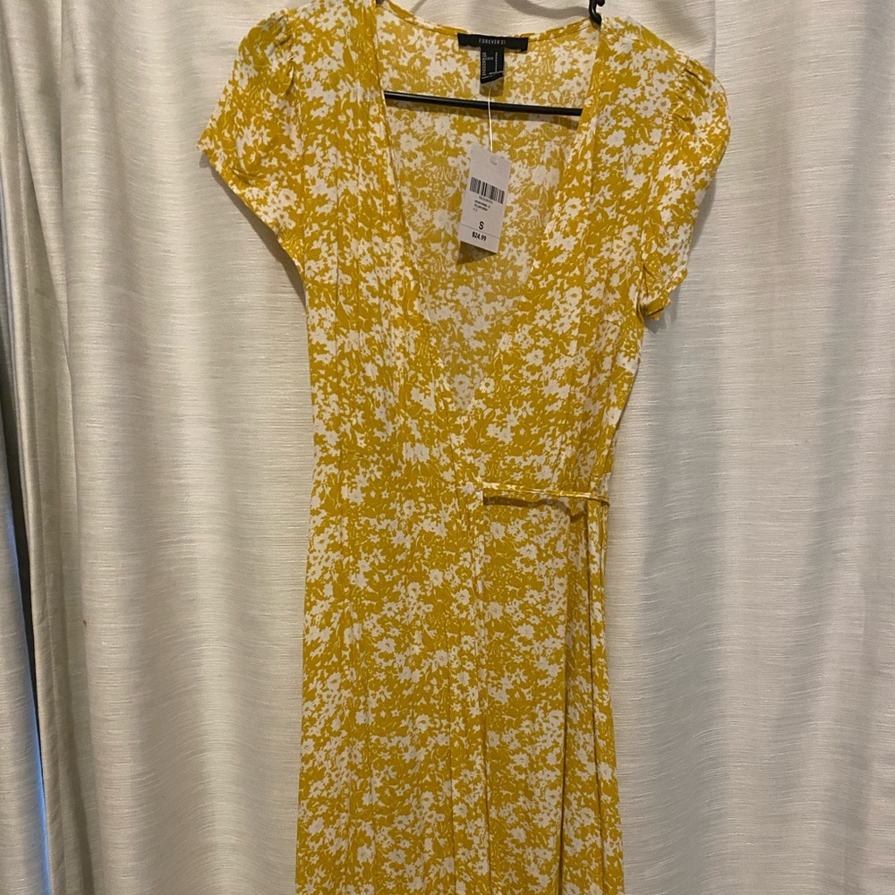 Forever 21 wrap dress